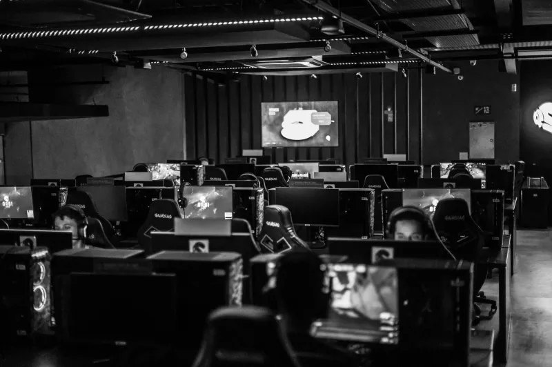 Level Up Your Future: How Esports Scholarships Are Opening College Doors for Competitive Gamers